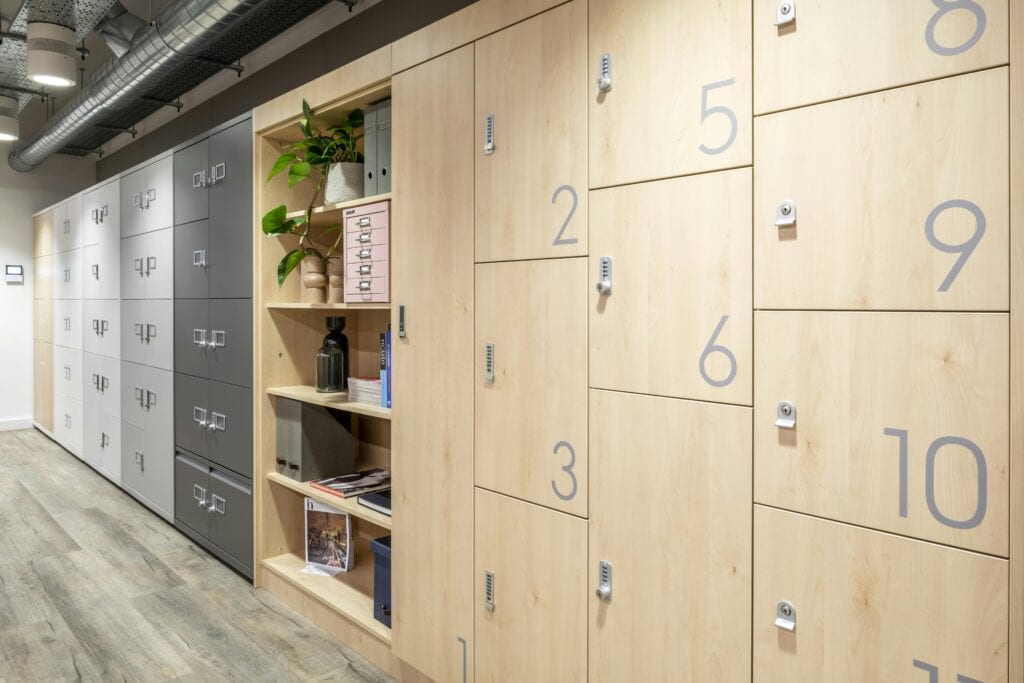smart lockers bisley